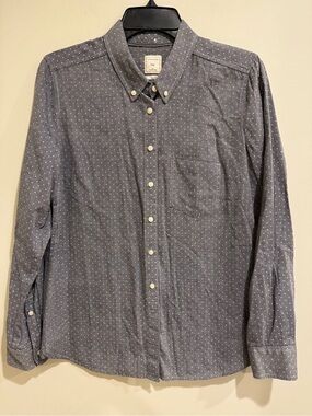 GAP Women's Heathered Gray Button-Down Shirt with Small Dot Pattern Casual Sz M